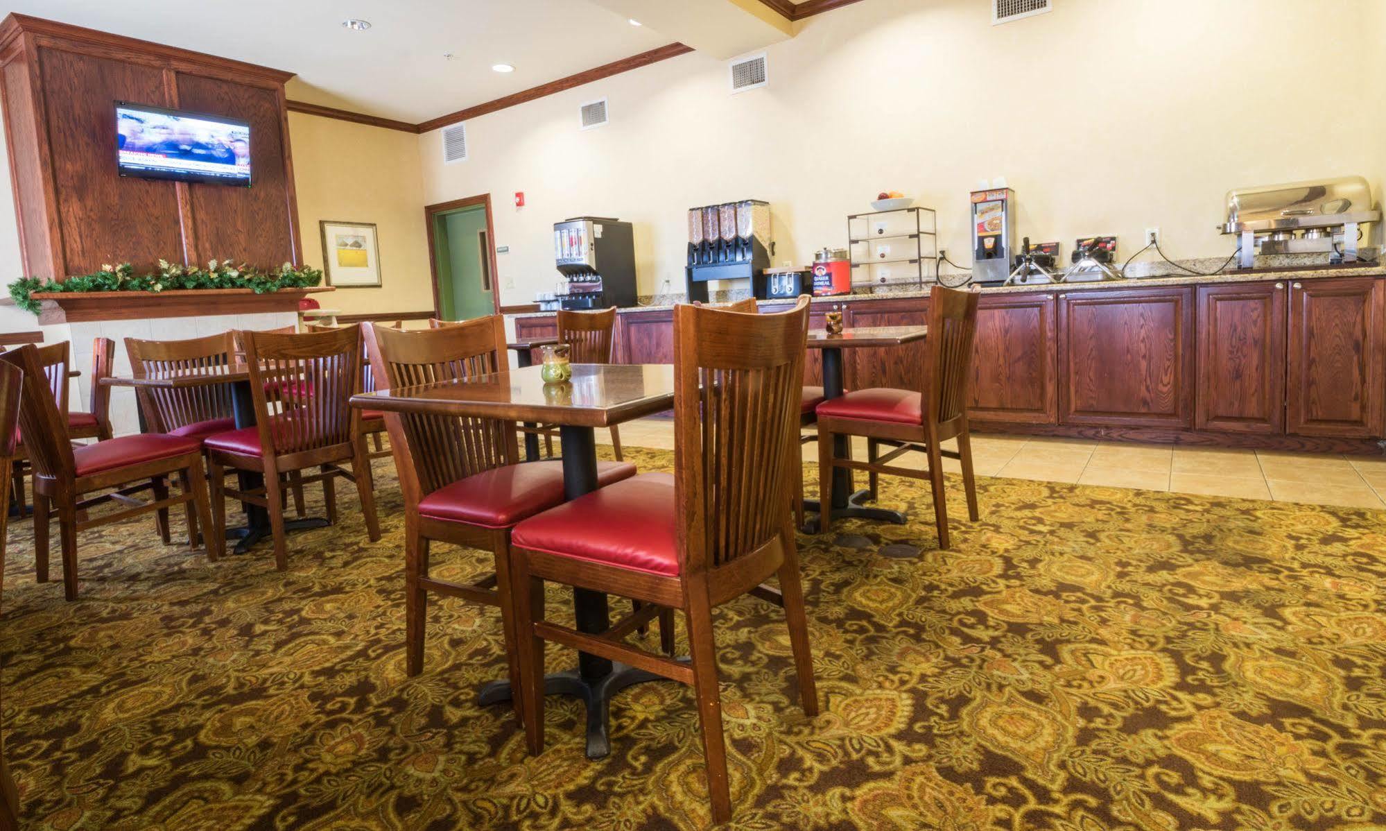 Country Inn & Suites By Radisson, Meridian, Ms מראה חיצוני תמונה